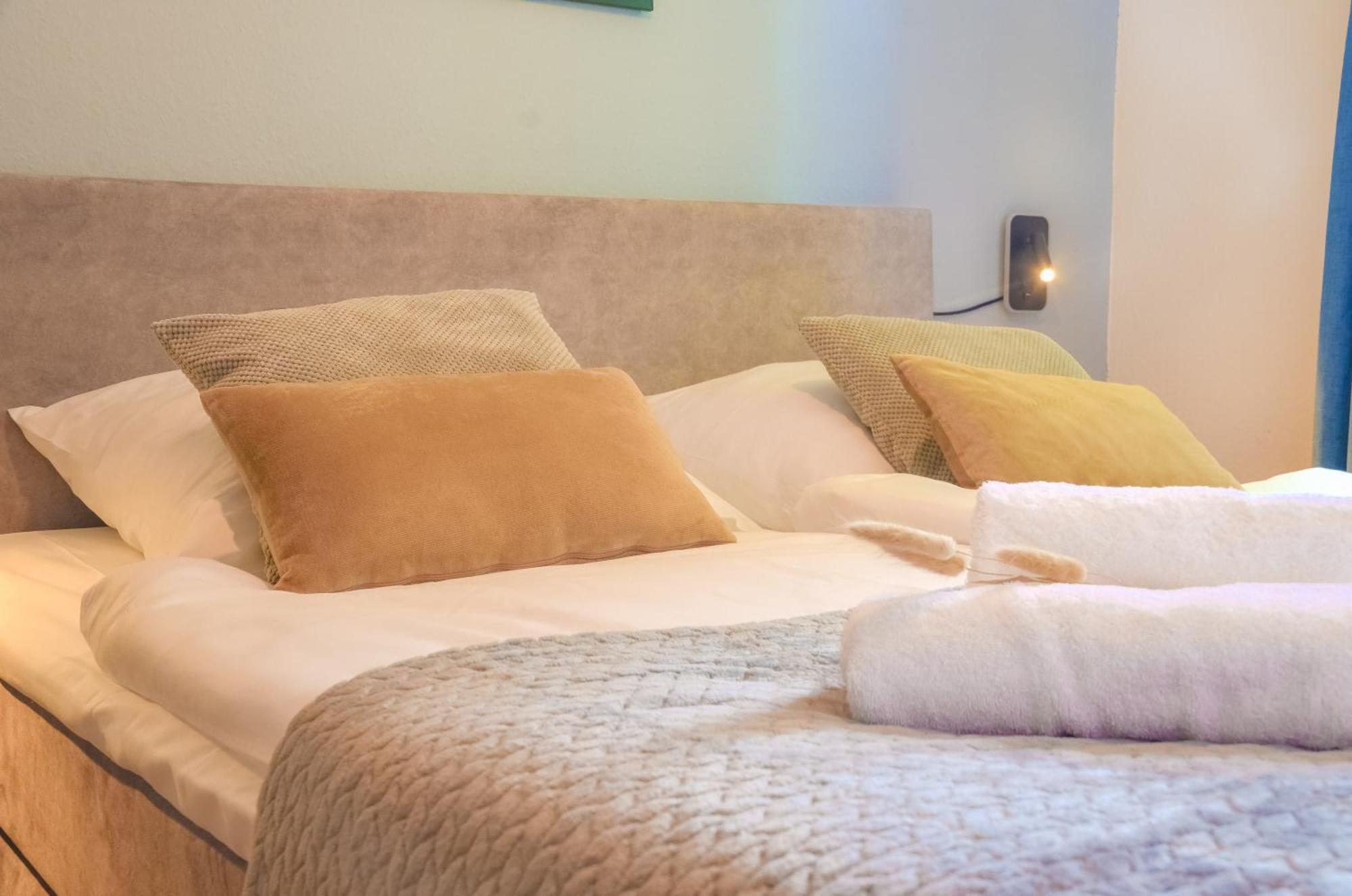 Milpau Buer 2 - Modernes Apartment Mit Queensize-Bett, Netflix, Nespresso, Waschmaschine & Smart Tv Gelsenkirchen Dış mekan fotoğraf
